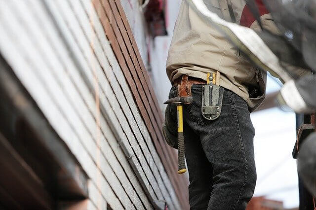 construction-worker-ga5d4d89b1_640 (1)